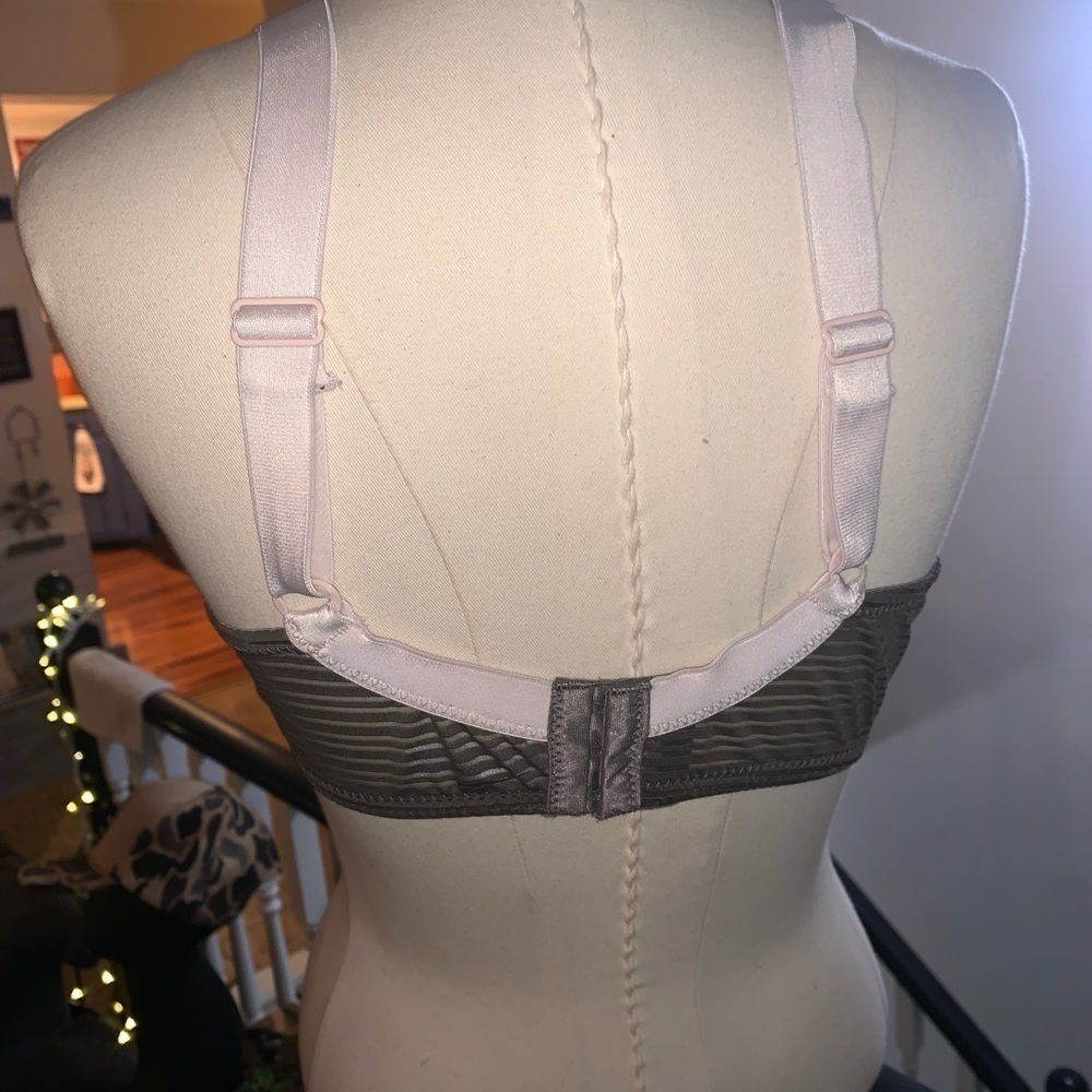 Paramount Gray and Pink push up lace overlay bra 38D - Picture 6 of 8